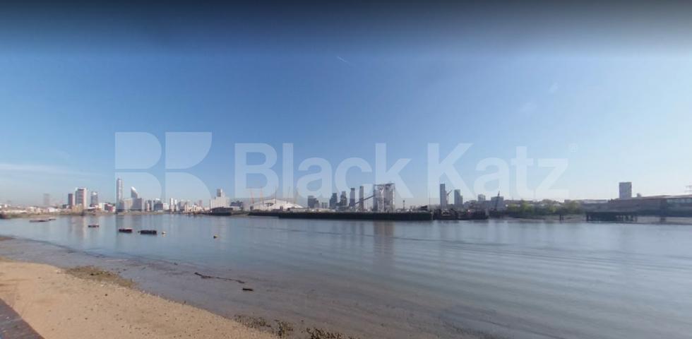 			VIRTUAL TOUR AVAILABLE!, 2 Bedroom, 1 bath, 1 reception Apartment			 Schooner Close E14 (parking included), ISLE OF DOGS